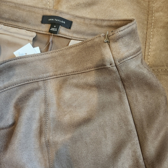 Ann Taylor, size 12, walnut shell - Picture 4 of 6